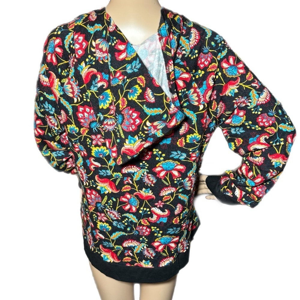 MASSEYS Women’s Whimsical Garden Hoodie Black Floral Knit Sweater Size Large - Picture 3 of 9